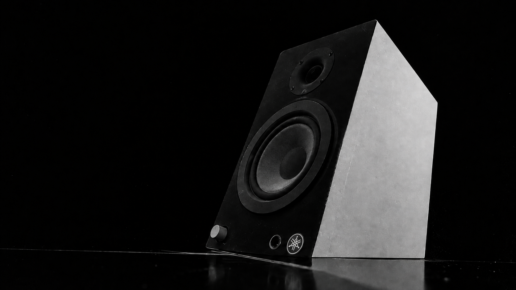 MUSEDO studio speaker